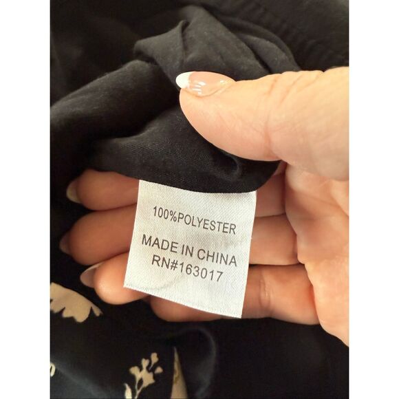 Princess Polly Silky Black Daisy Mini Skirt Size 4 - Picture 4 of 5